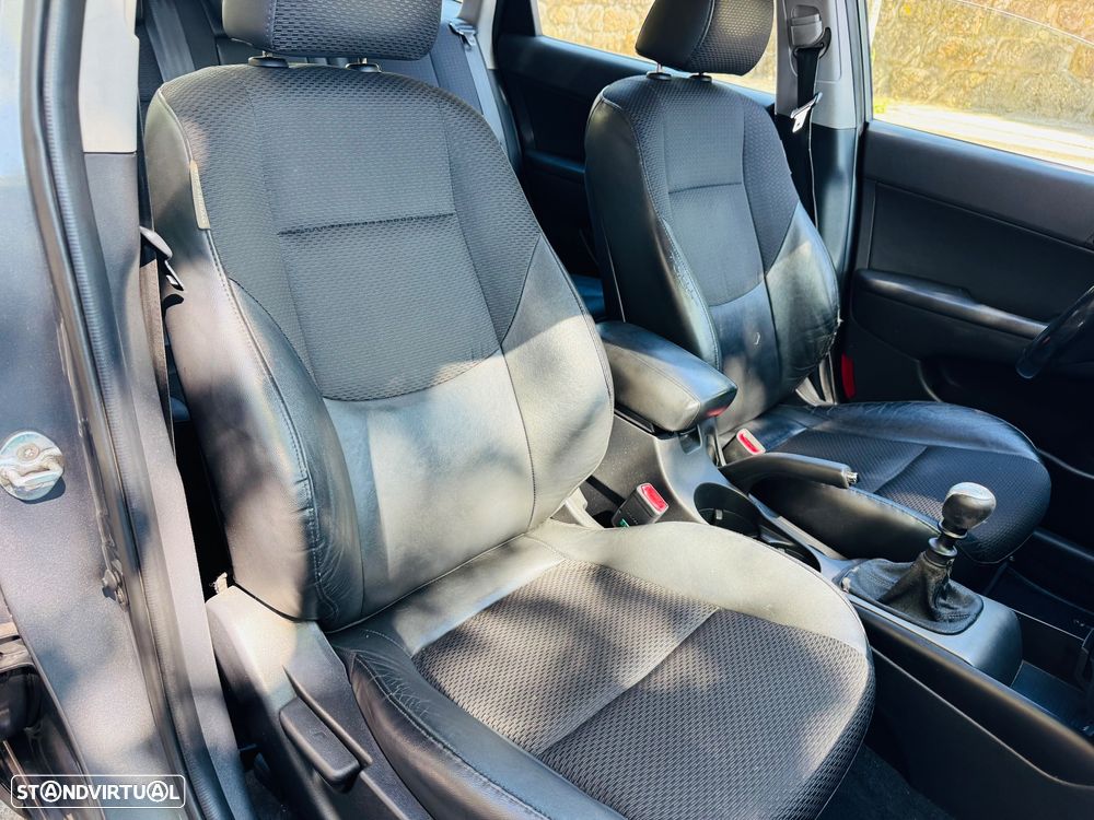 Hyundai i30 1.6 CRDI Blue Comfort - 10