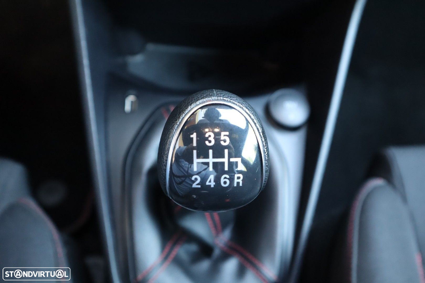 Ford Fiesta 1.0 EcoBoost ST-Line - 18