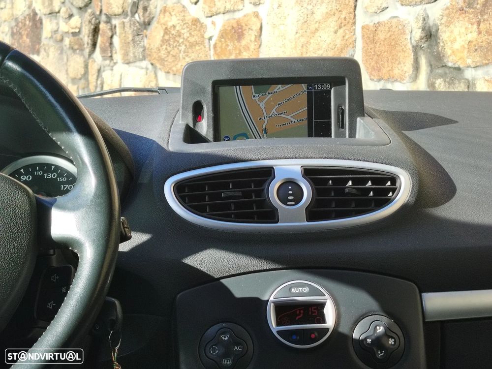 Renault Clio Break 1.5 dCi Dynamique S - 3