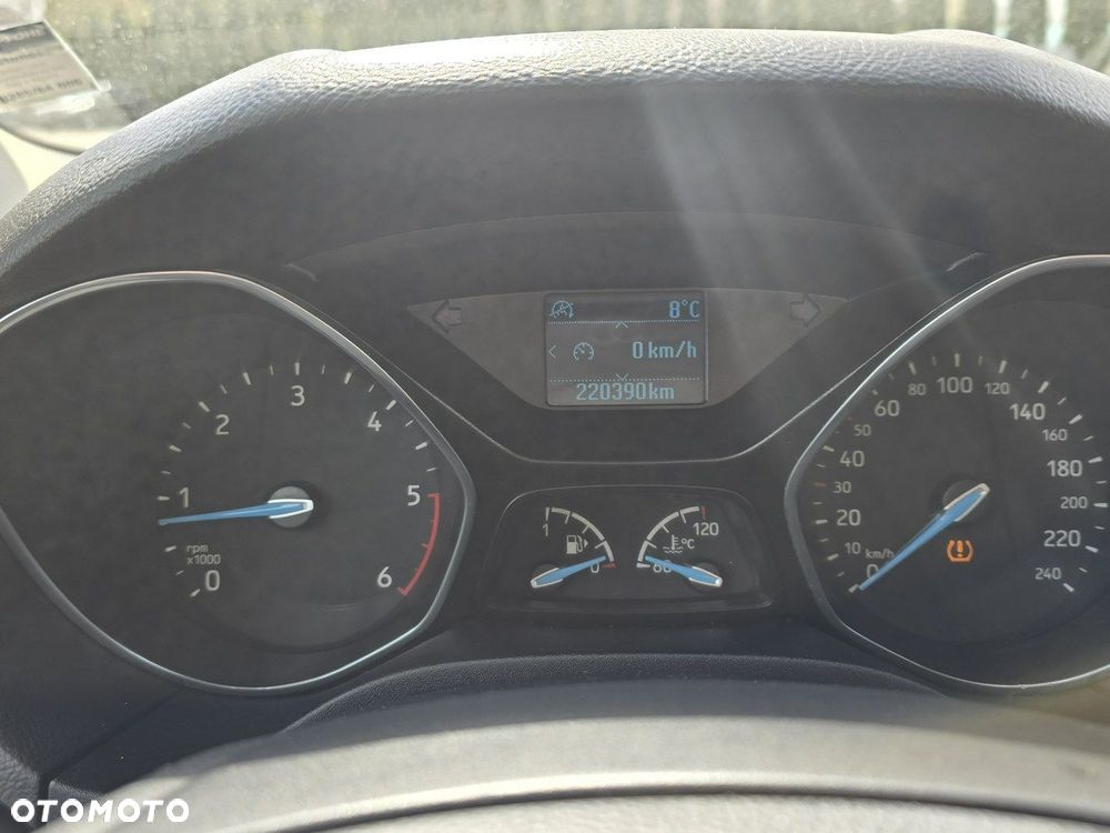 Ford Focus - 30