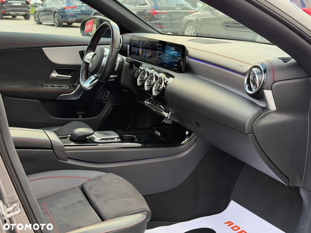 Mercedes-Benz CLA 200 d 8G-DCT AMG Line - 20