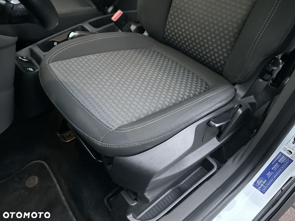 Ford Transit Connect - 12