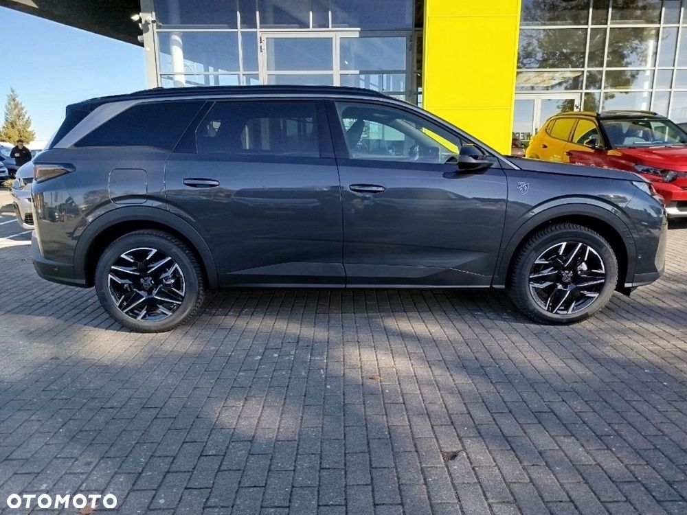Peugeot 5008 - 8