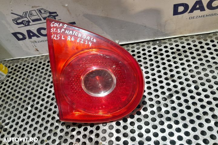 Lampa / Tripla stop stanga pe hayon 1K6945093E 1K6945093E Volkswagen - 2