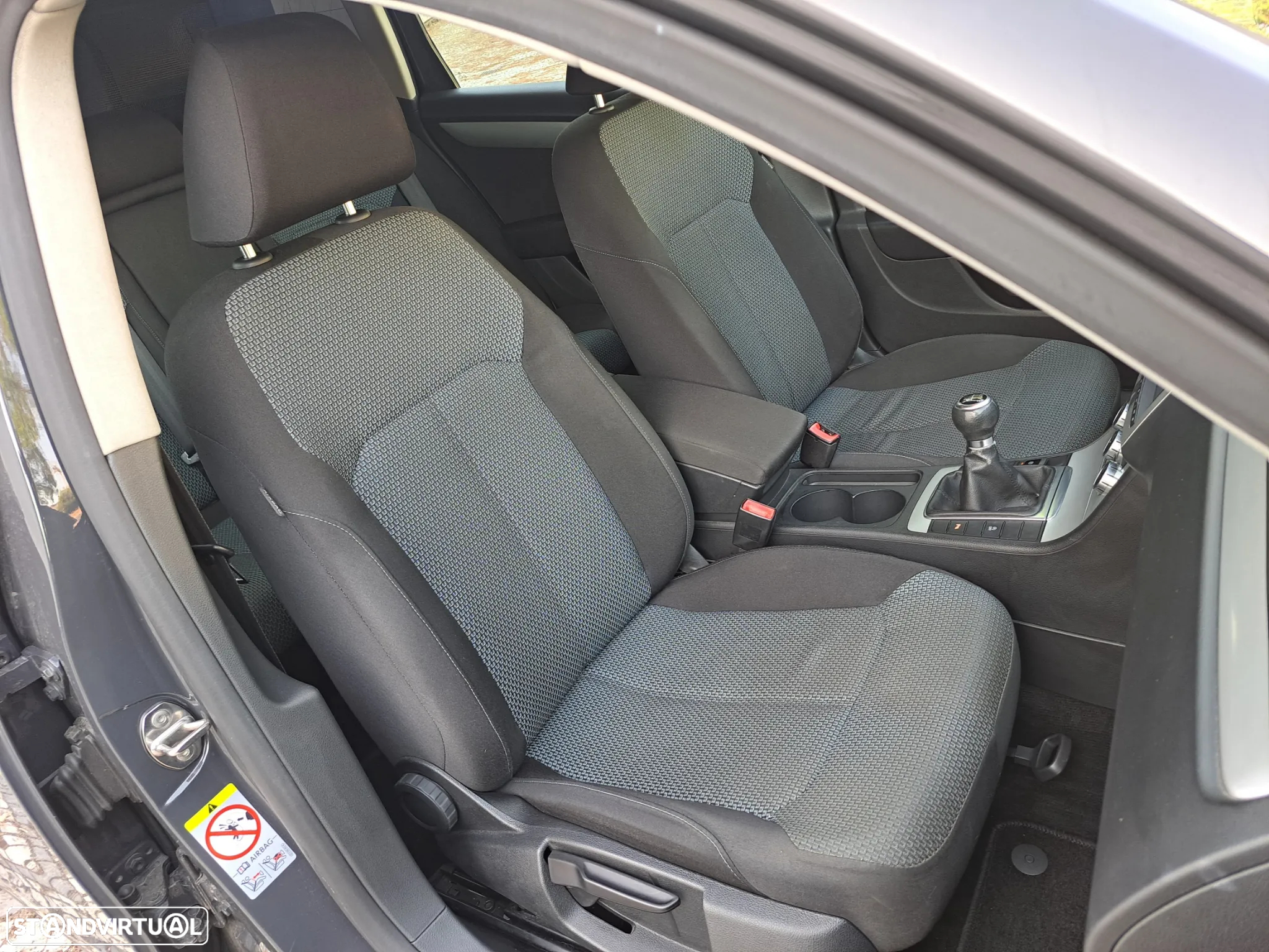 VW Passat Variant 1.6 TDI BlueMotion - 7