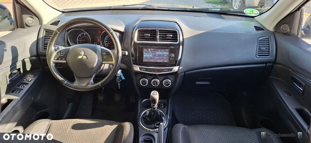 Mitsubishi ASX - 13