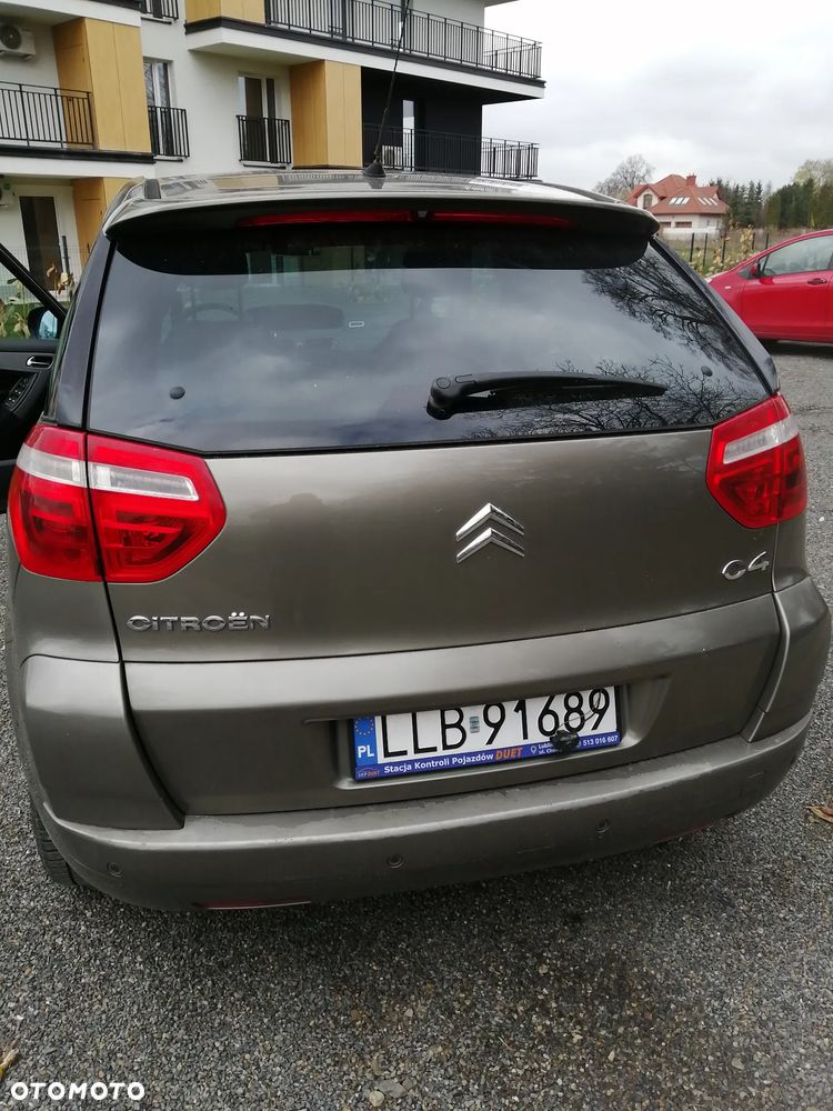 Citroën C4 Picasso 2.0 16V EGS6 Style - 4