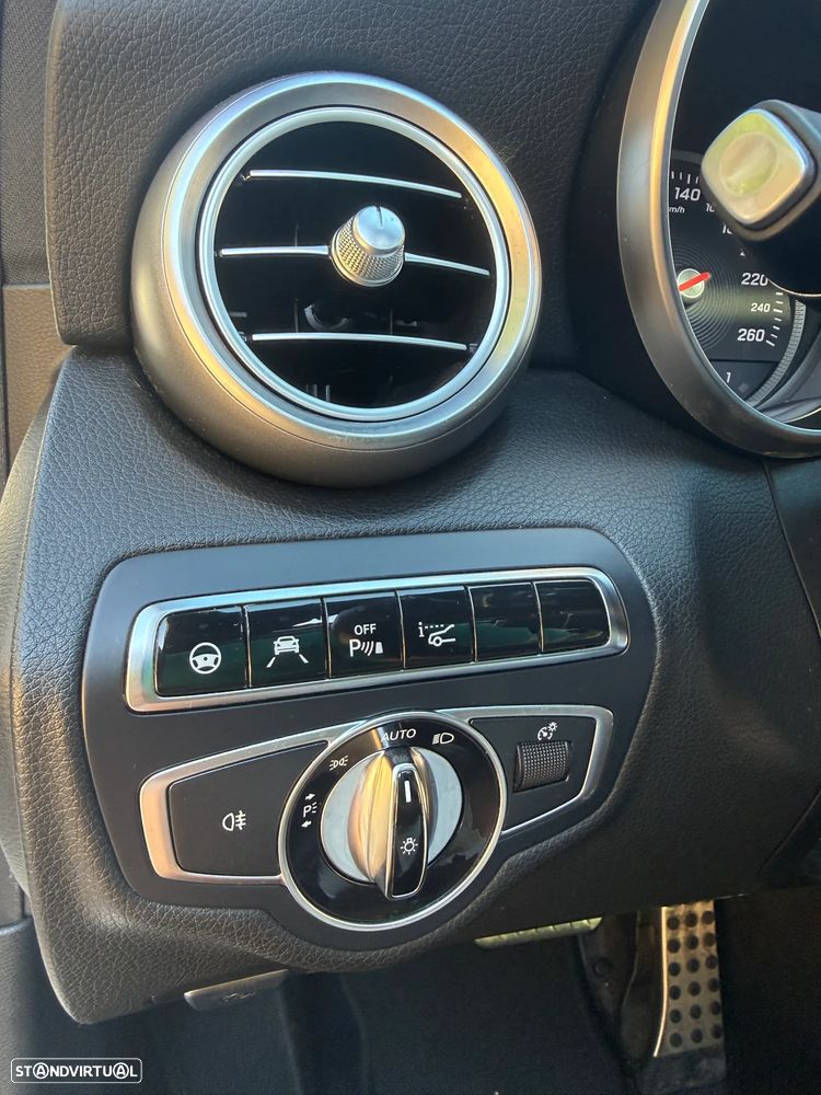 Mercedes-Benz C 300 h AMG Line - 3