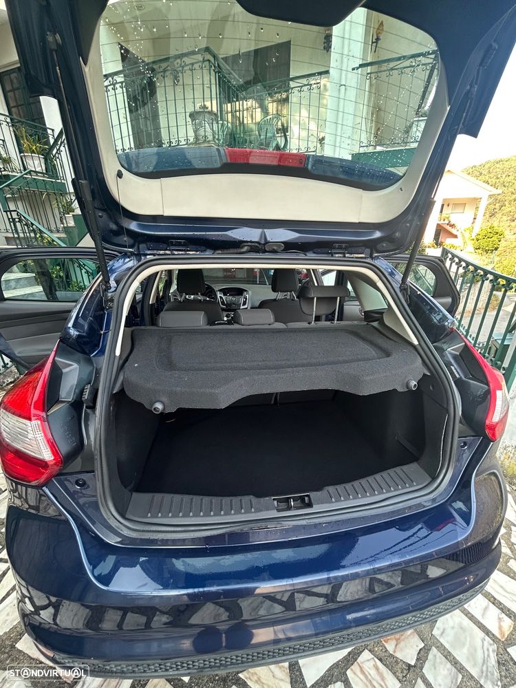 Ford Focus - 26