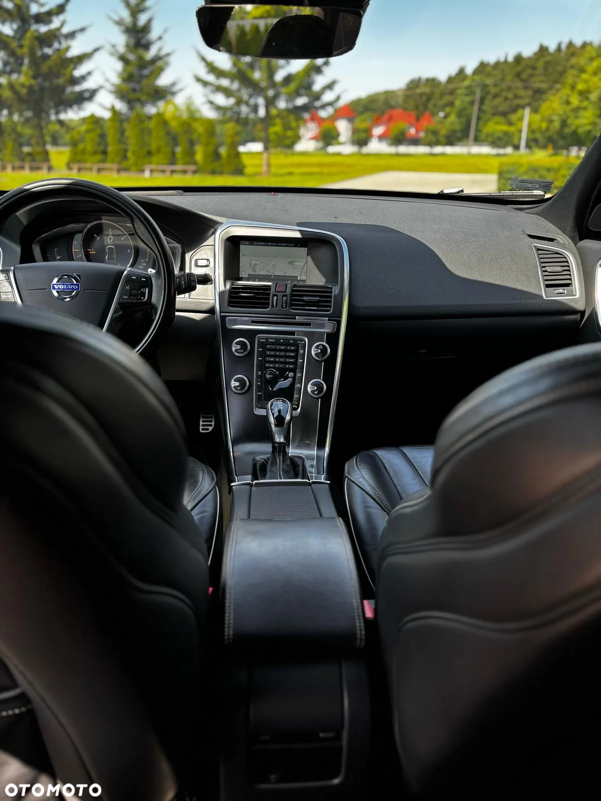 Volvo XC 60 D4 Drive-E R-Design Momentum - 12