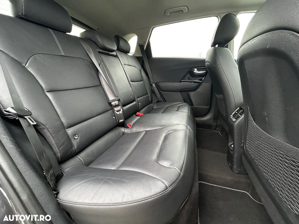 Kia Niro 1.6 GDI PHEV 2WD Aut. Edition 7 - 24