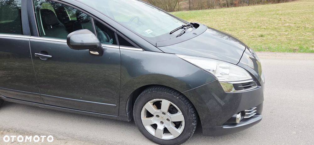 Peugeot 5008 HDI 150 Allure - 20