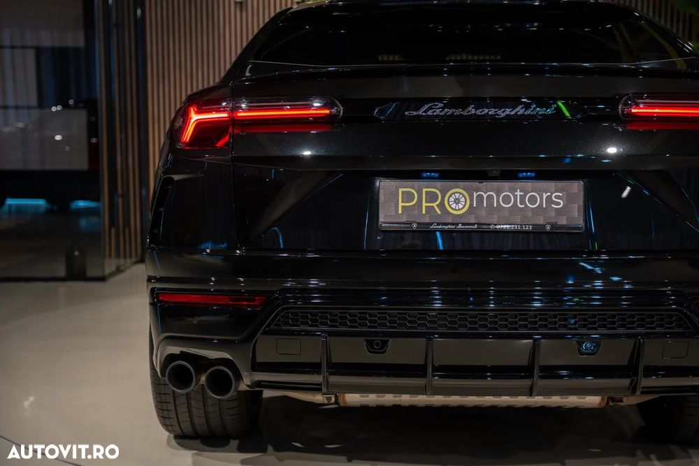Lamborghini URUS - 16