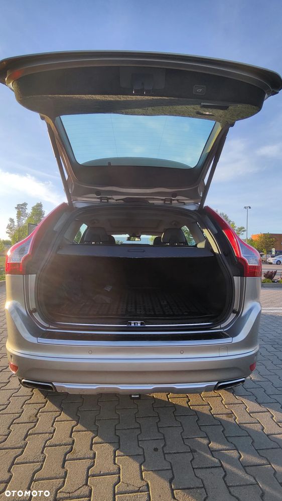 Volvo XC 60 D5 AWD Summum - 15