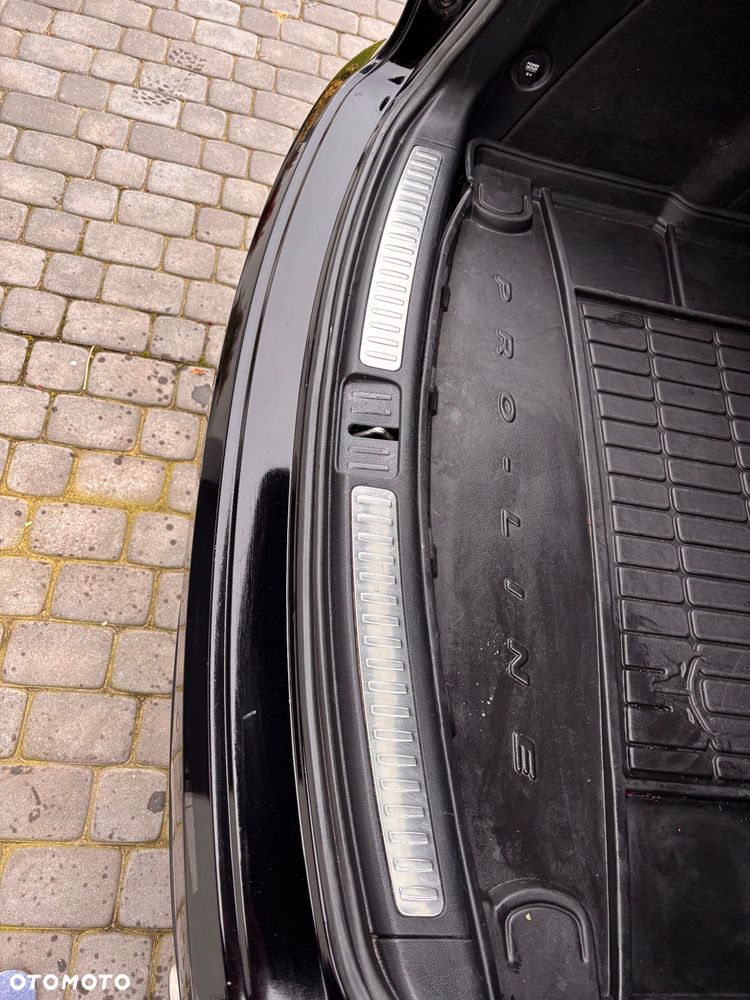 Porsche Macan Standard - 12