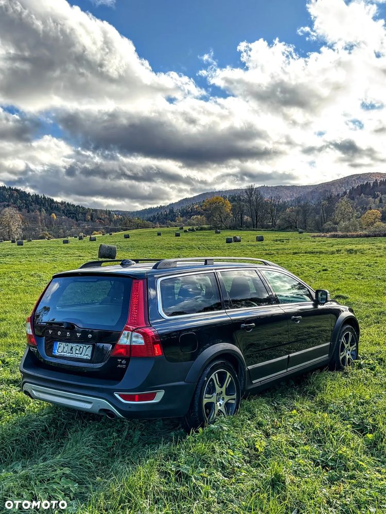 Volvo XC 70 T6 AWD Geartronic Summum - 2