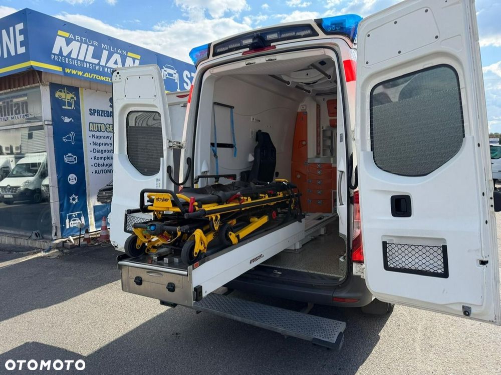 Mercedes-Benz Sprinter - 6