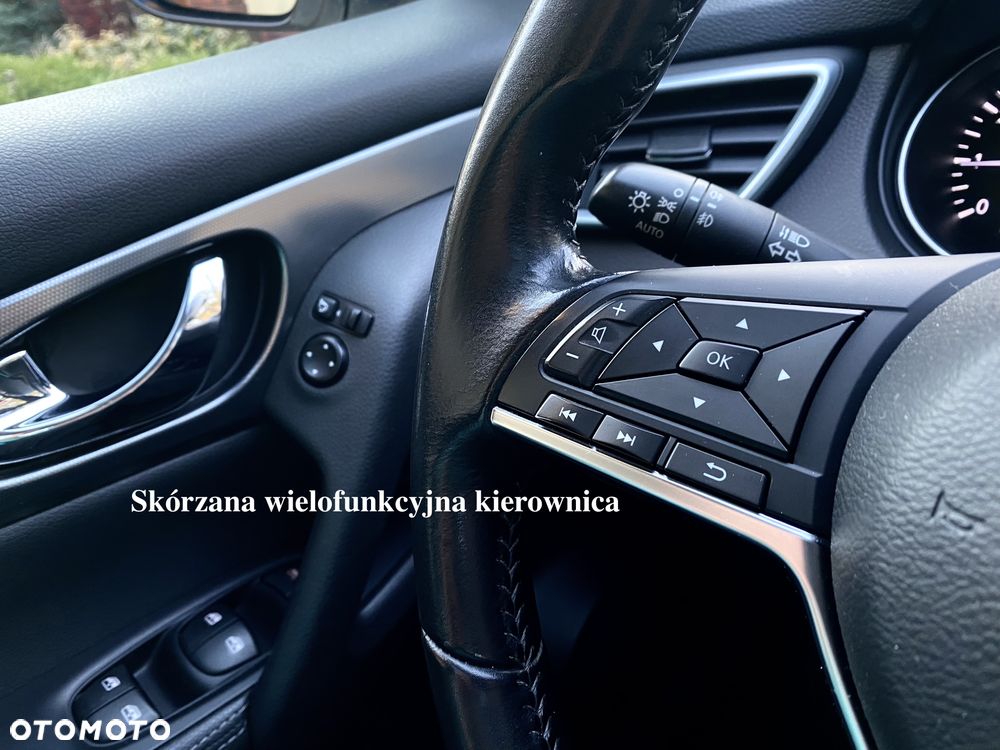 Nissan Qashqai 1.3 DIG-T N-Connecta DCT - 26