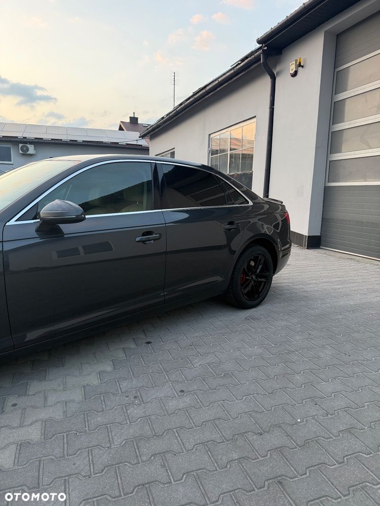 Audi A4 Limousine - 6