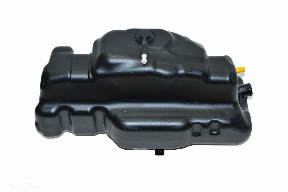 5803236610 ; 5802823935 Iveco Daily 2022 zbiornik AdBlue - 2