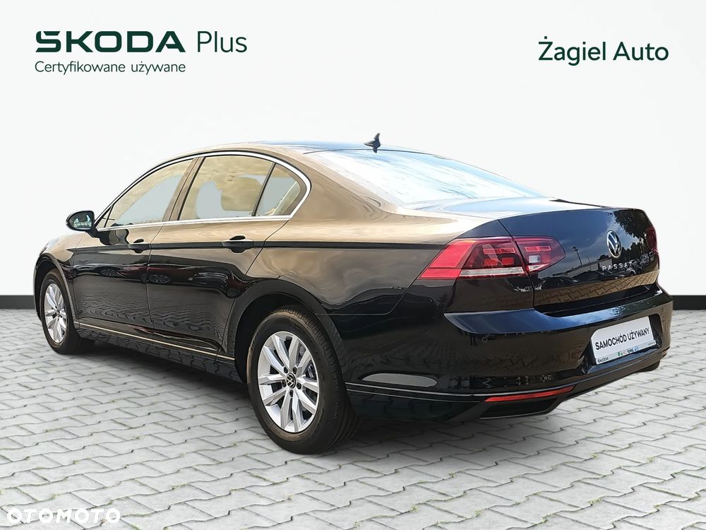 Volkswagen Passat 2.0 TDI EVO Business DSG - 3