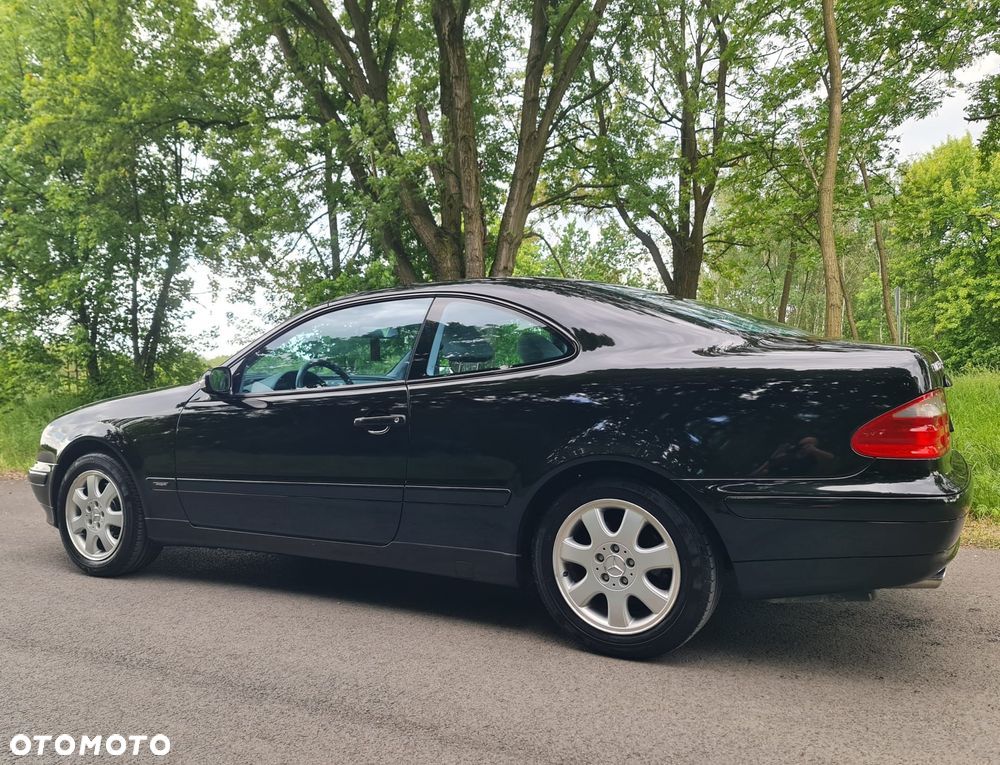 Mercedes-Benz CLK - 2