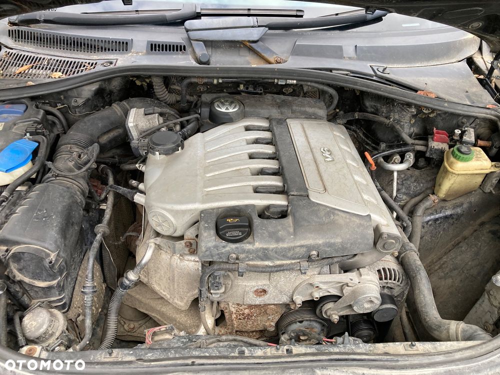 Volkswagen Touareg 3.2 V6 Tiptr - 9