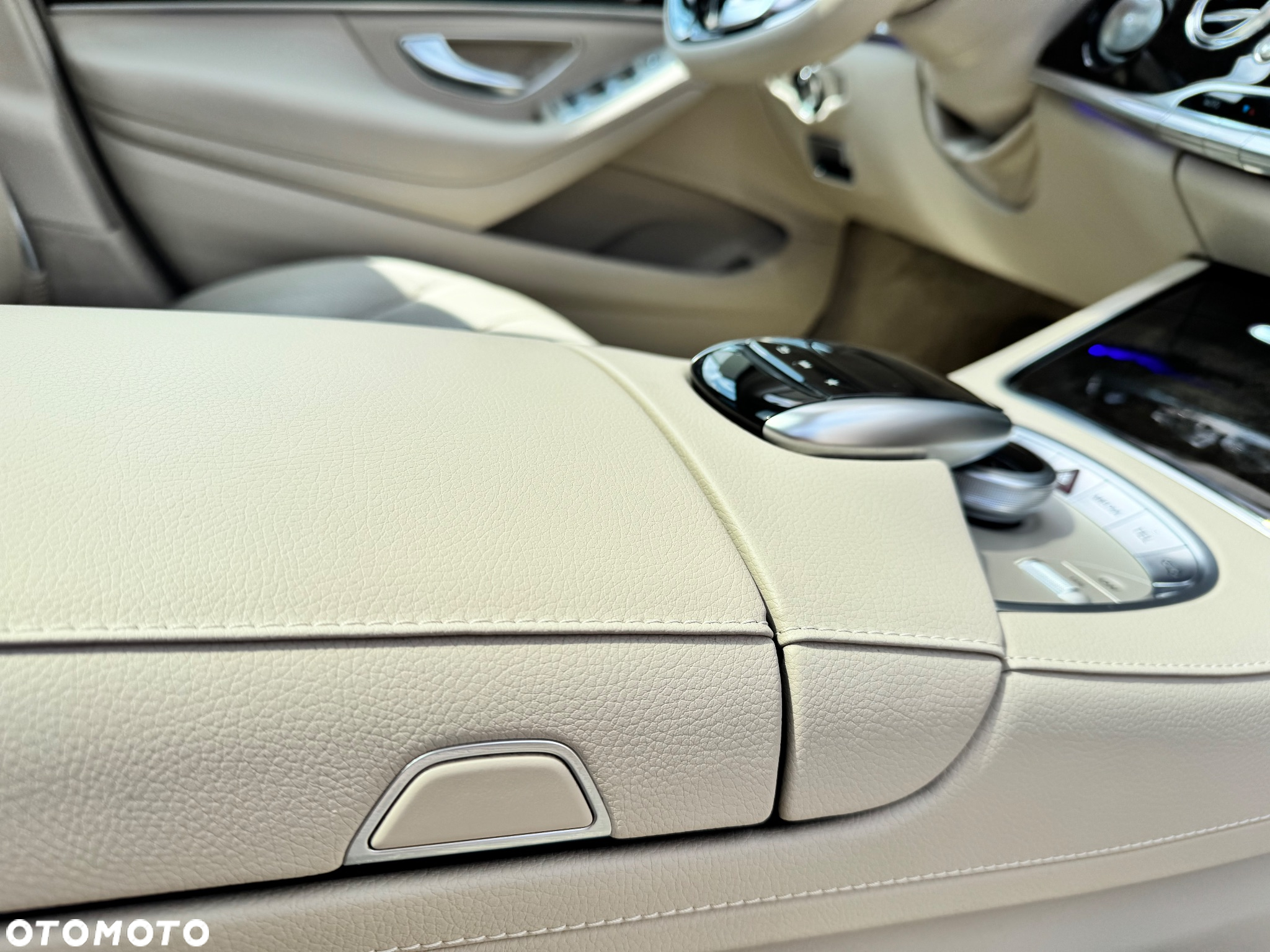 Mercedes-Benz Klasa S 400 (HYBRID) h 7G-TRONIC - 32