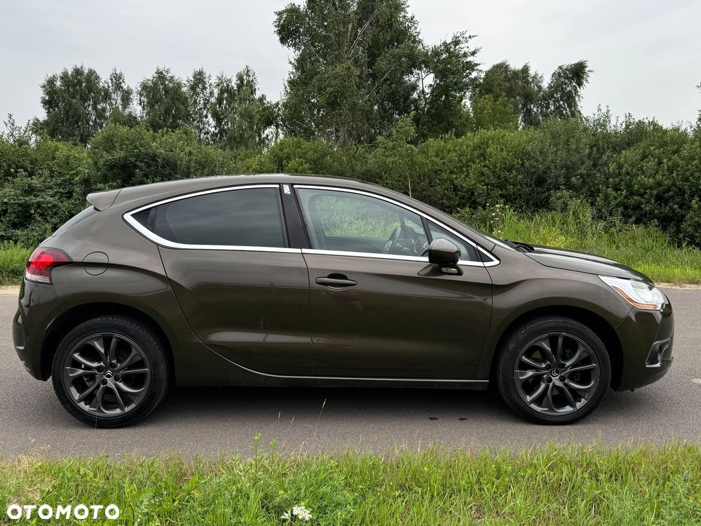 Citroën DS4 HDi 165 SportChic - 19
