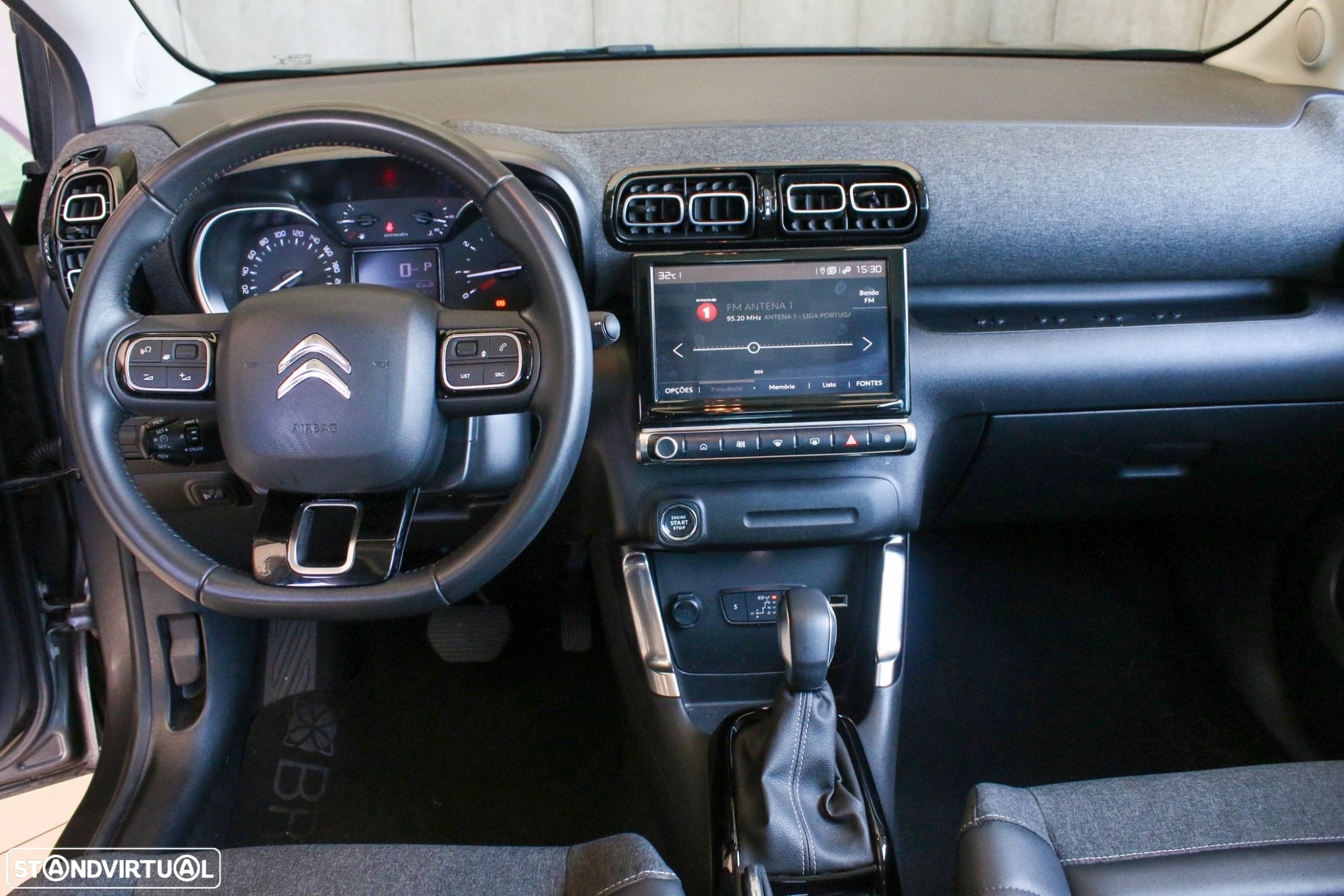 Citroën C3 Aircross 1.2 PureTech Shine Pack EAT6 - 36