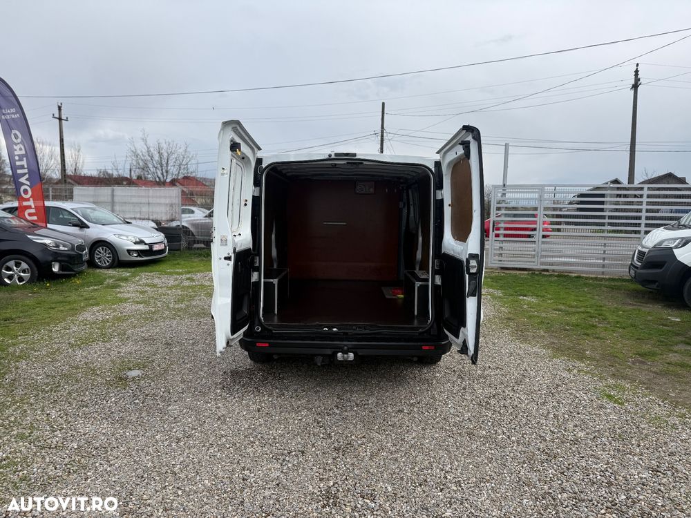 Opel VIVARO - 29