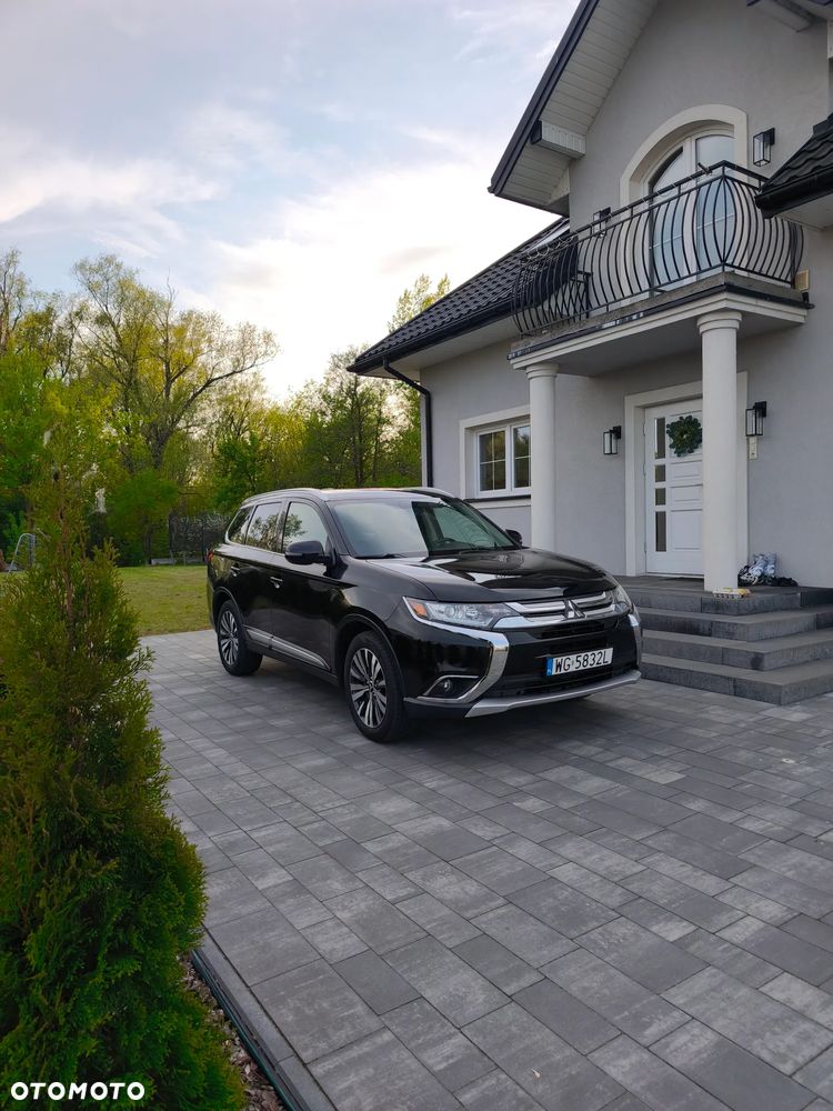 Mitsubishi Outlander - 6