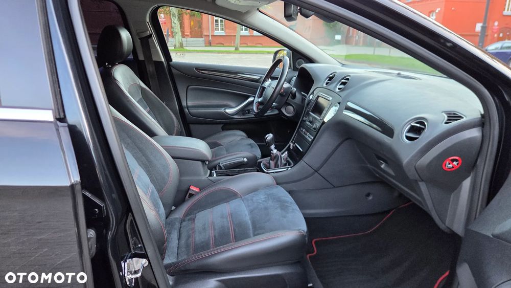 Ford Mondeo 2.0 TDCi Titanium S - 23