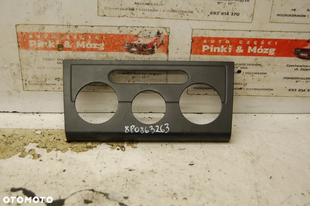 RAMKA PANELU KLIMATYZACJI 8P0863263 AUDI A3 8P