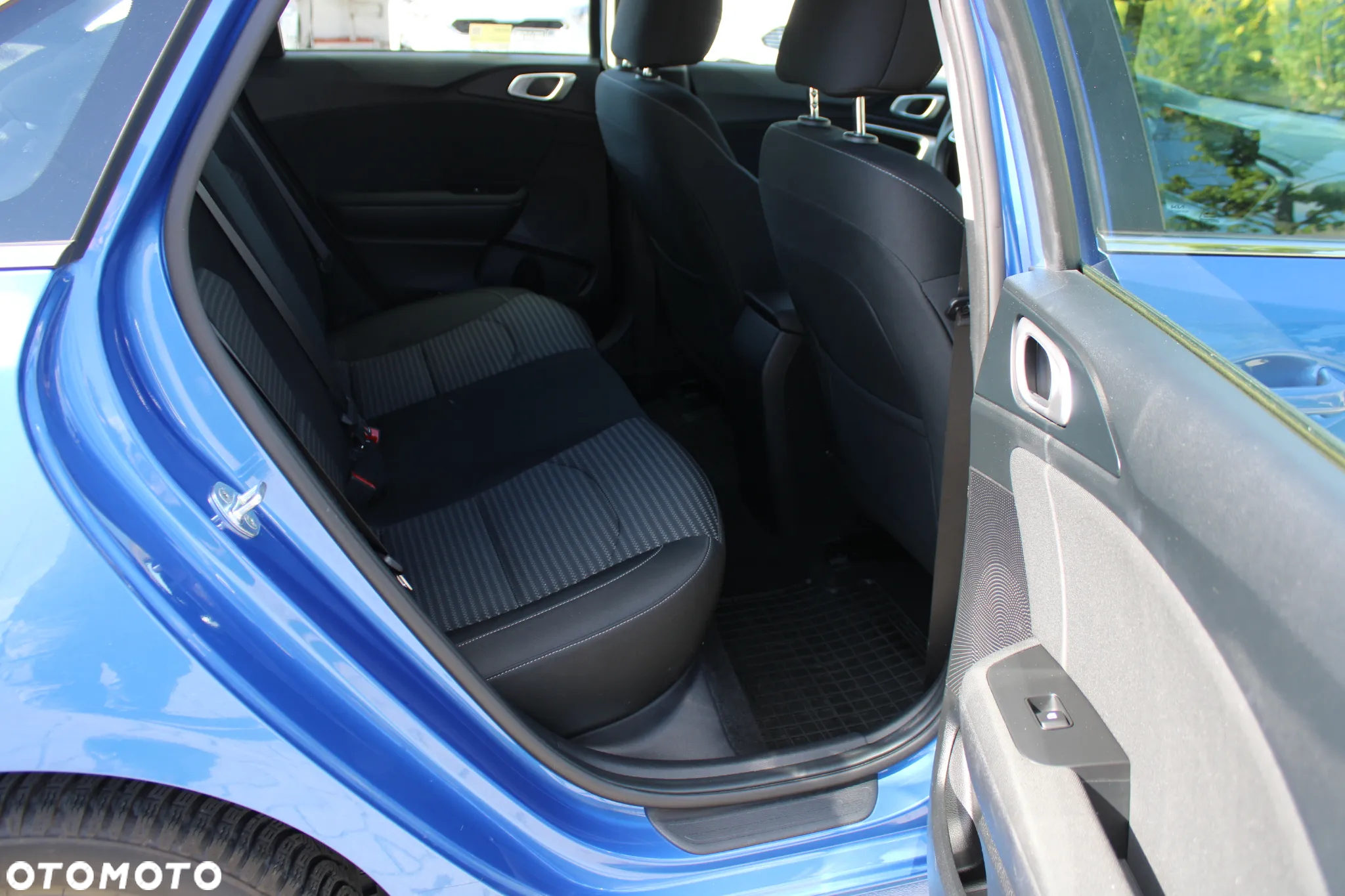 Kia Ceed 1.5 T-GDI M - 33