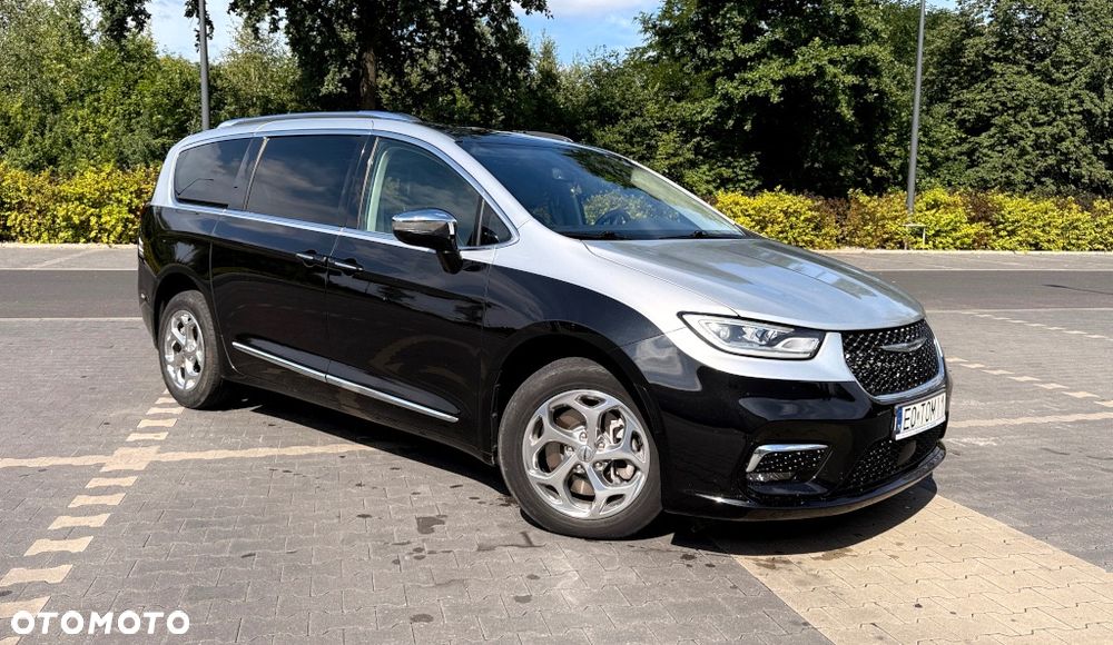 Chrysler Pacifica - 9