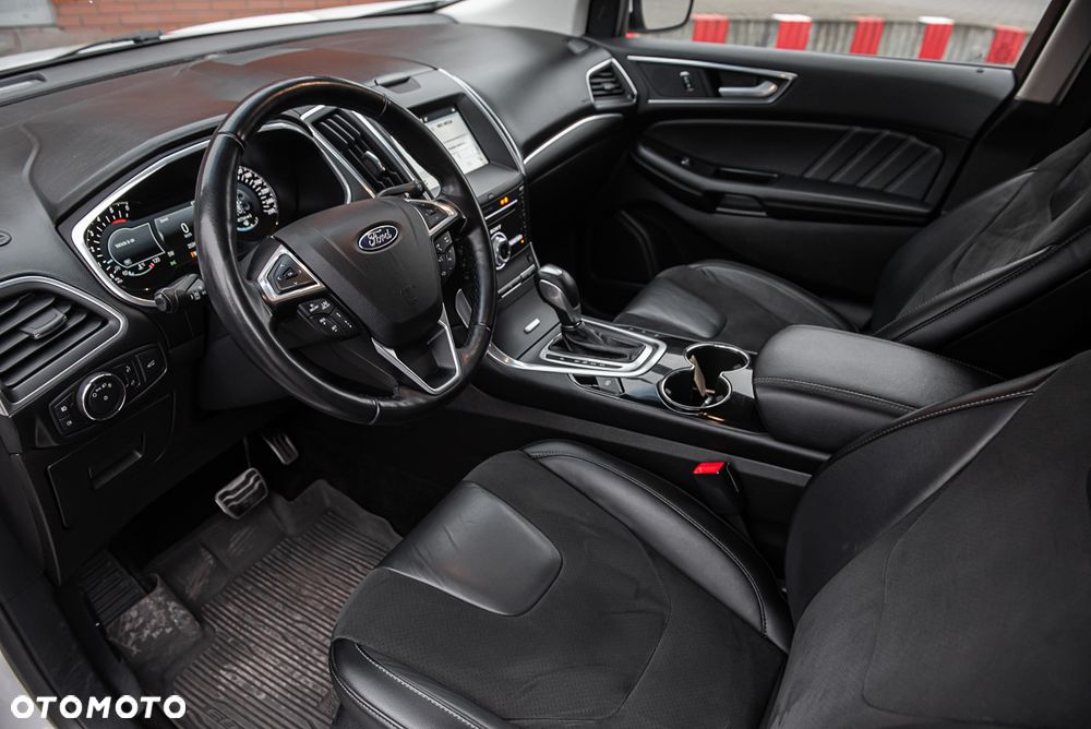Ford Edge 2.0 TDCi Bi-Turbo 4x4 Titanium - 15