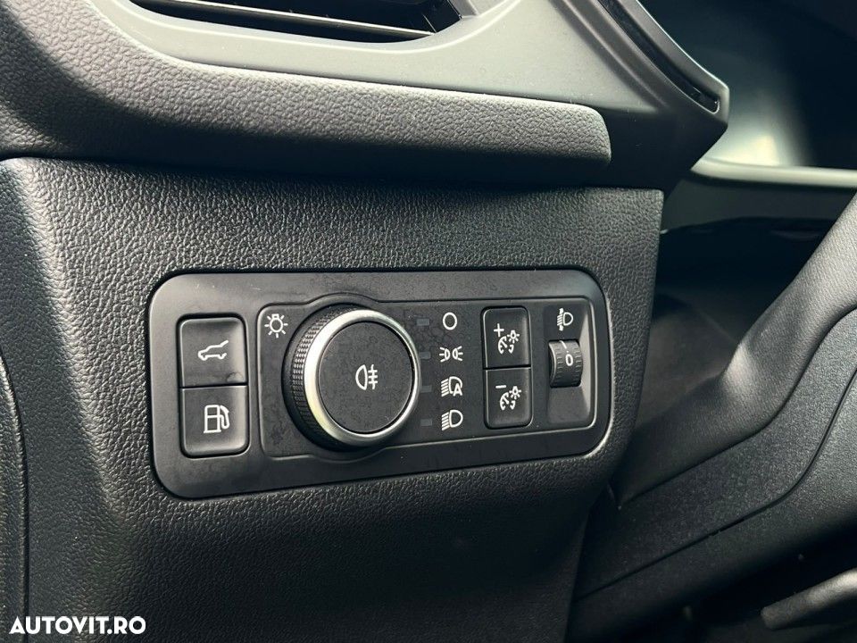 Ford Kuga 2.5 Duratec FWD PHEV ST-Line - 37