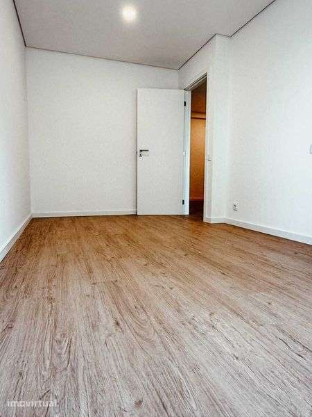 Apartamento T2 em Moreira da Maia para venda - Grande imagem: 4/12