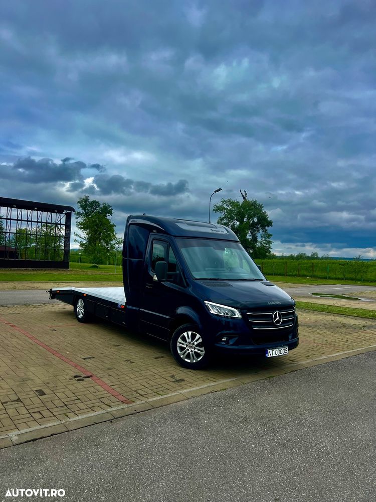 Mercedes-Benz Sprinter - 1