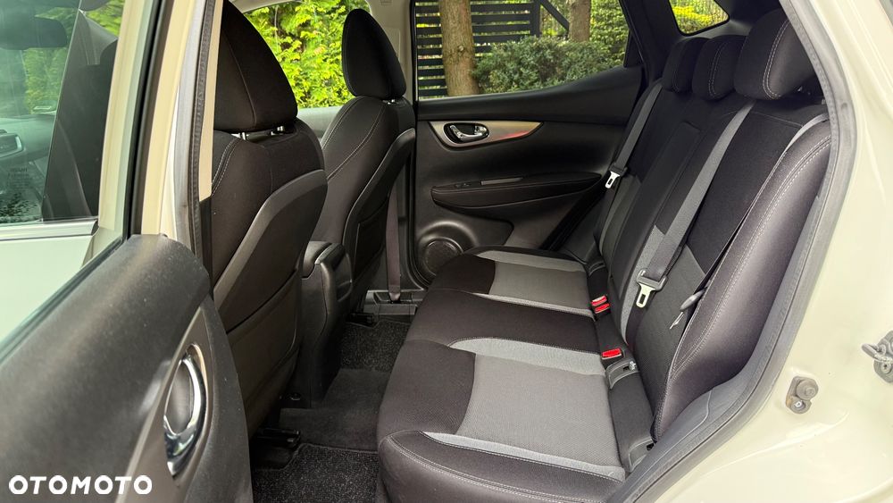Nissan Qashqai 1.6 DIG-T Tekna - 32