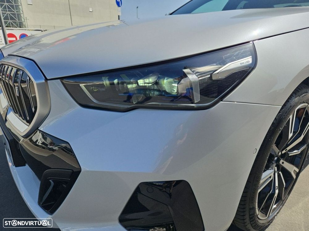 BMW i5 eDrive40 Pack Desportivo M - 3