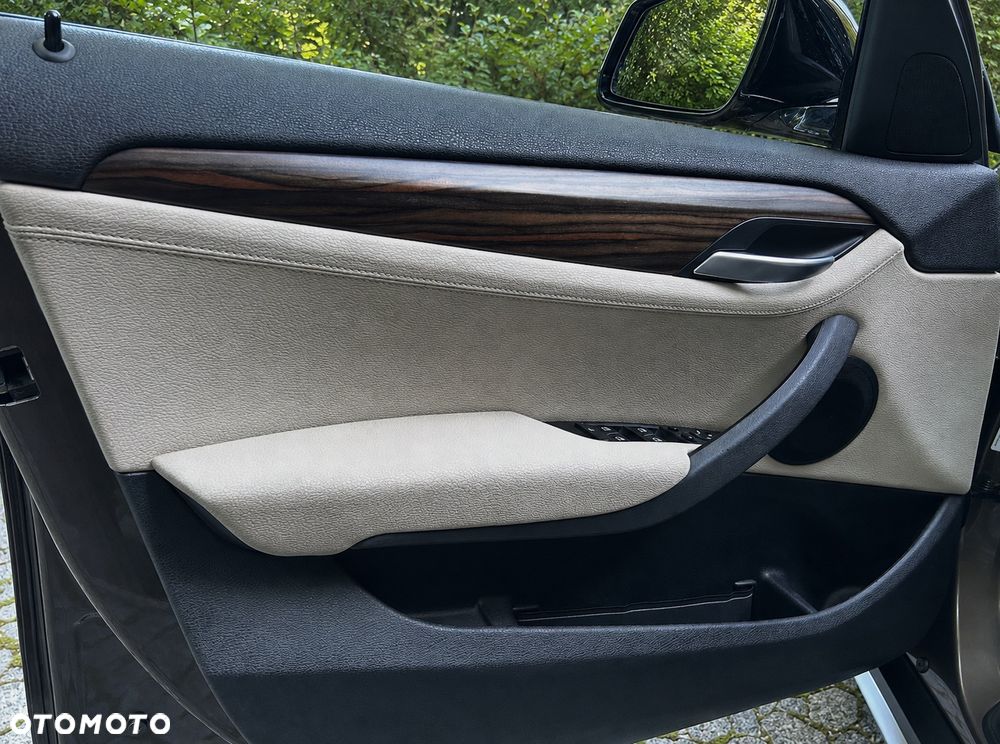 BMW X1 - 15