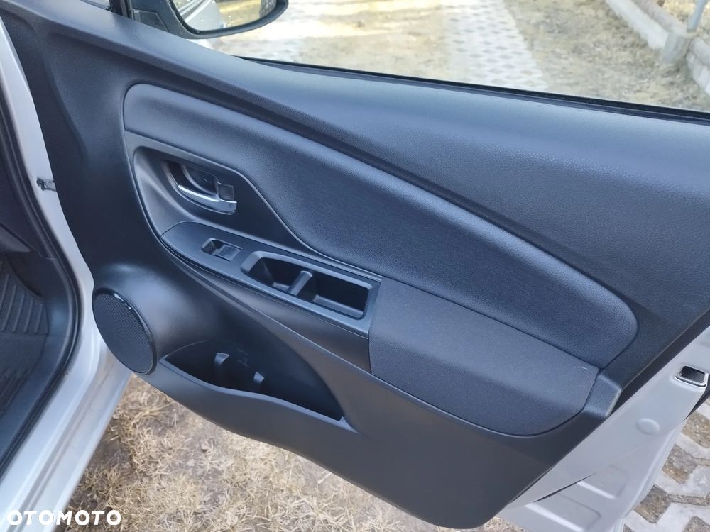 Toyota Yaris 1.5 Active - 9