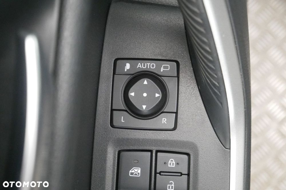 Toyota RAV4 - 31