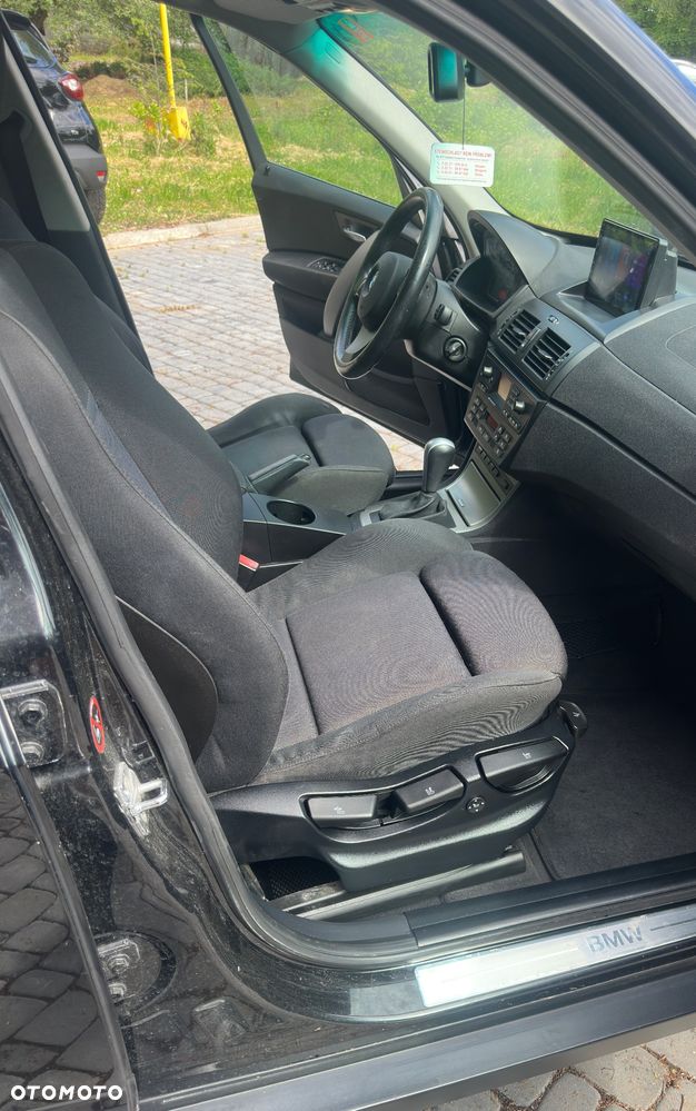 BMW X3 2.5i - 13
