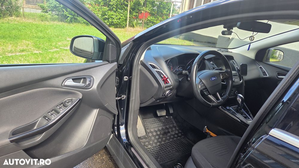 Ford Focus - 4
