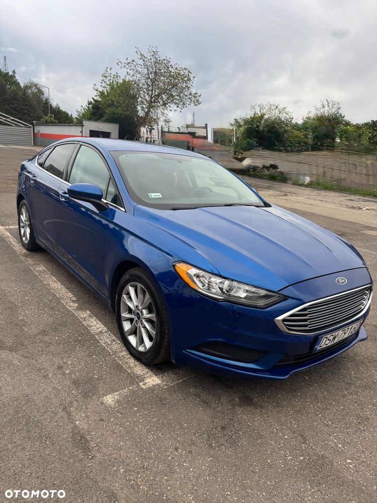 Ford Fusion - 1