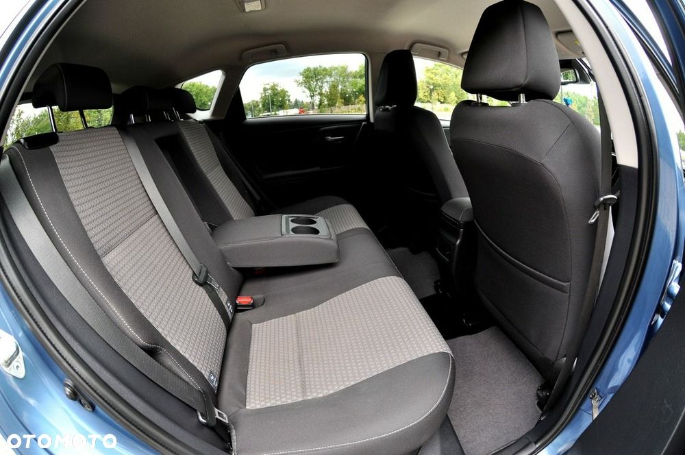 Toyota Auris - 12