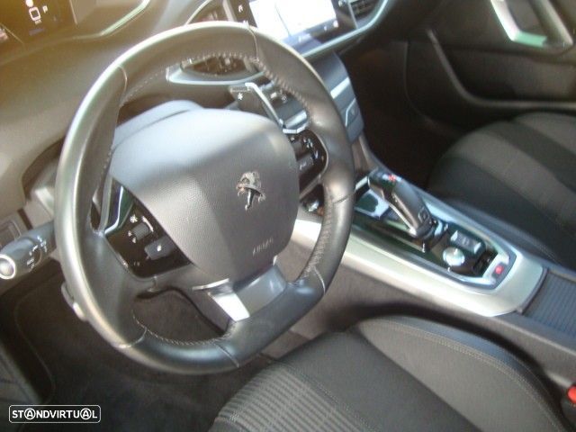 Peugeot 308 SW 1.5 BlueHDi Allure EAT6 - 22